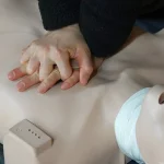Formation au massage cardiaque et défibrillateur