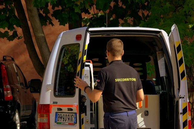 auto école Lausanne gare et cours samaritains Etape 1, Profitez d'une formation de qualité pour conduire en toute confiance 079-535-13-71