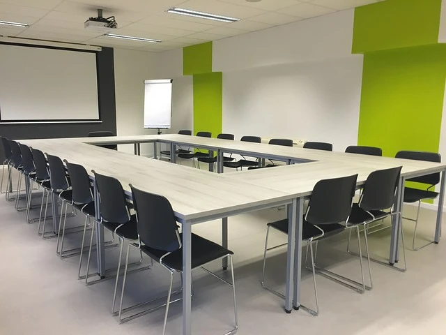 auto école Savigny et cours samaritains Etape numéro 1, Profitez d'une formation de qualité pour conduire en toute confiance 079-535-13-71