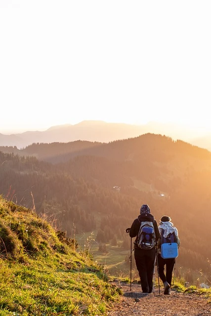 Les dangers de la randonnée, Ce qu'il Faut Savoir Avant de Partir, dangers potentiels à connaître www.ecoledesecours.ch 079-535-13-71