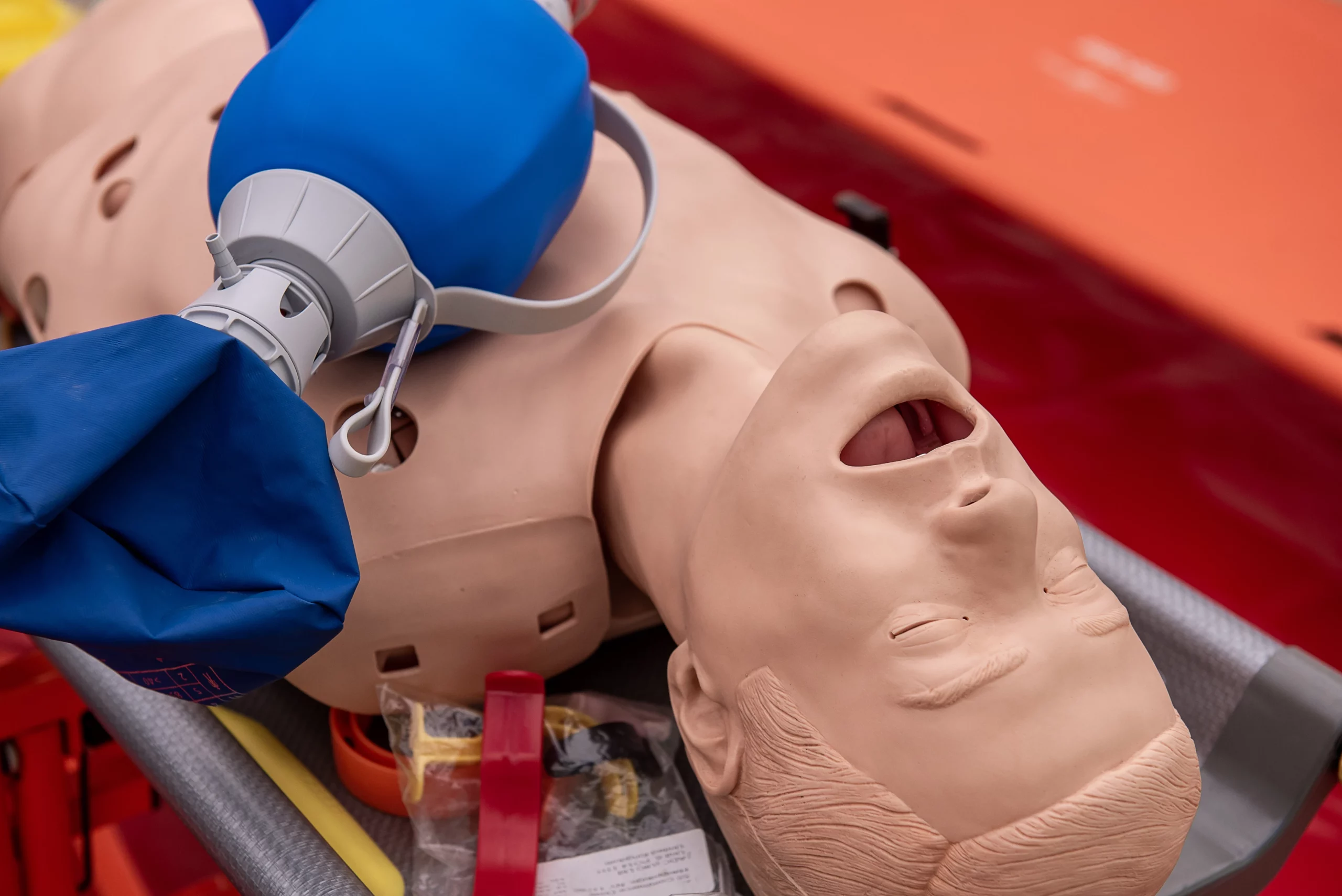 cours Sévaz BLS AED SRC , pharmaciens FPH, ASCA, first responders, garde bain, particuliers www.ecoledesecours.ch
