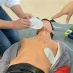 BLS AED SRC Fribourg 4 heures , pharmaciens FPH, ASCA, first responders, garde bain, particuliers www.ecoledesecours.ch