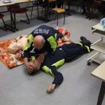 cours secouristes IAS IVR, cours d'une durée de 14 heures à 21 heures pour entreprises ou autres www.ecoledesecours.ch 079-535-13-71