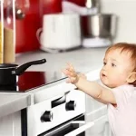 Cours samaritains pour parents, Apprenez les Gestes Essentiels pour Réagir en Cas d'Urgence www.ecoledesecours.ch 079-535-13-71
