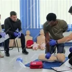Gestes premiers secours essentiels, actions permettent de préserver une vie en attendant les secours. www.ecoledesecours.ch 079-535-13-71