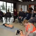 Premiers secours Samaritain Leysin assurés uniquement par des professionnels de la santé 079-535-13-71 www.ecoledesecours.ch