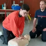 Cours samaritains secouristes Cronay par des professionnels de la santé de l'urgence 079-535-13-71 www.ecoledesecours.ch