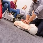 Cours samaritains secouristes Bullet par des professionnels de la santé de l'urgence 079-535-13-71 www.ecoledesecours.ch