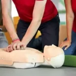 FPH BLS AED Savigny pour les pharmaciens 4 fois par mois à la gare de Lausanne www.ecoledesecours.ch 079-535-13-71