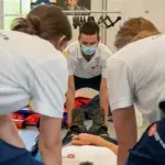 Formation Secouristes IAS Formation Secouristes IAS Cronay intervenir efficacement lors d'une urgence. www.ecoledesecours.ch 079-535-13-71