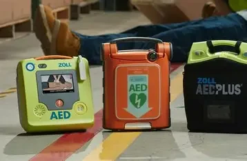 AED d&eacute;fibrillateurs Questions-R&eacute;ponses un dispositif m&eacute;dical vital qui permet de sauver des vies.www.ecoledesecours.ch 079-535-13-71