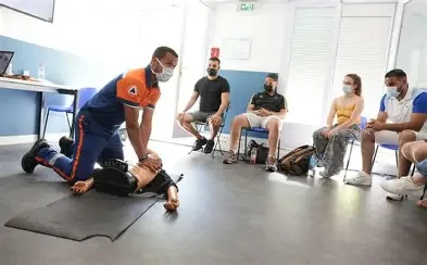 cours secouristes samaritains Aubonne assur&eacute;s uniquement par des professionnels de la sant&eacute; www.ecoledesecours.ch 079-535-13-71