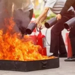 Formation incendie en entreprise un élément essentiel de la prévention des risques professionnels.. www.ecoledesecours.ch 079-535-13-71