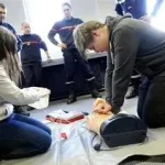 cours samaritains Romanel 120CHF assurés uniquement par des professionnels de la santé www.ecoledesecours.ch 079-535-13-71