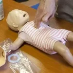 Cours 1er secours enfants, cours pour parents, familles, professionnels de la petite enfance, www.ecoledesecours.ch 079-535-13-71