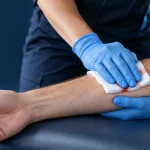compression-directe-en-premiers-secours